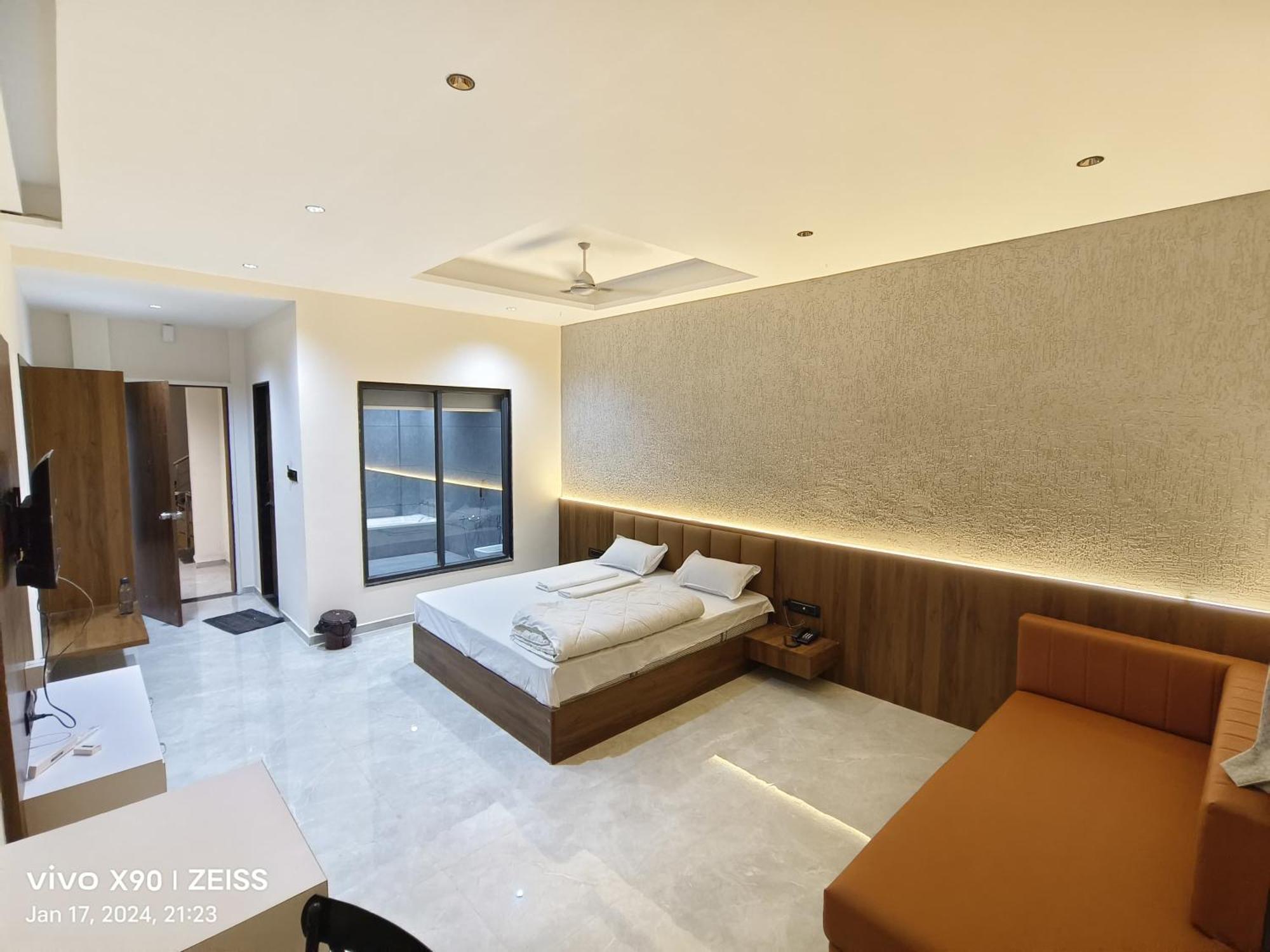 Hotel The Grand Khodiyar Visnagar Extérieur photo